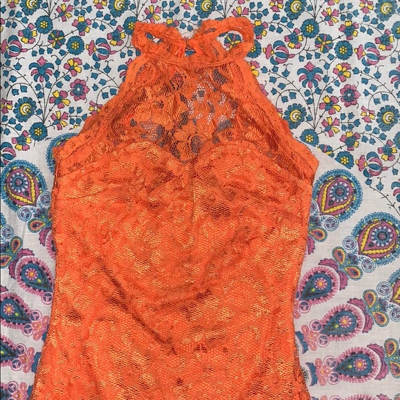 Orange lace bodycon dress - Picture 2 of 3